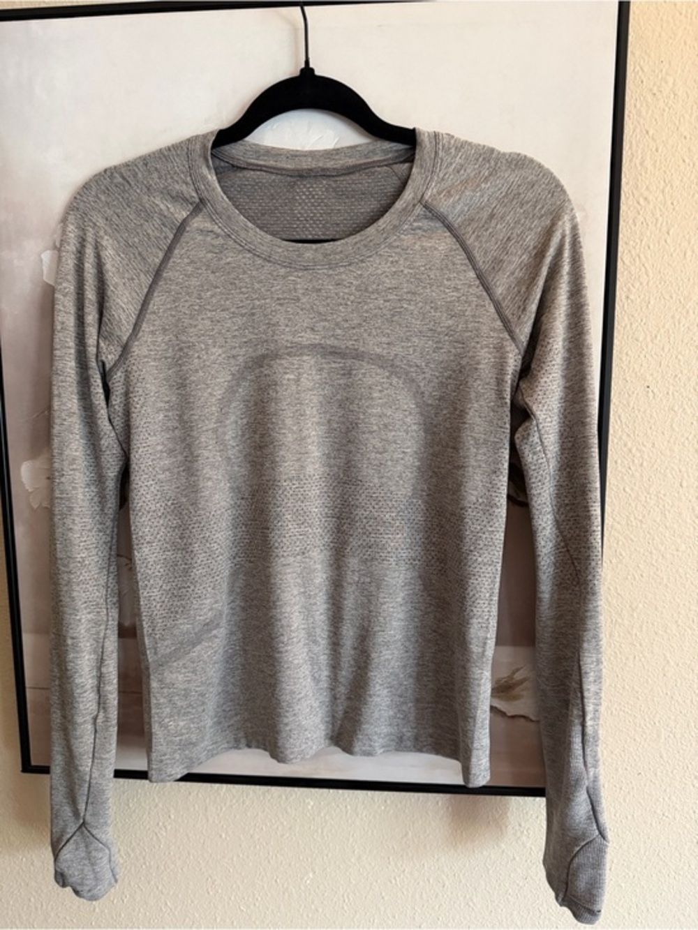 Lululemon swiftly tech long sleeve waist length
